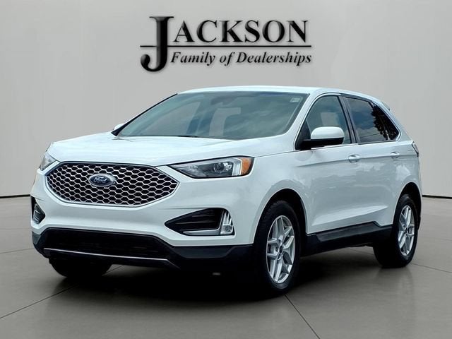 2023 Ford Edge SEL in Other — front three-quarter view